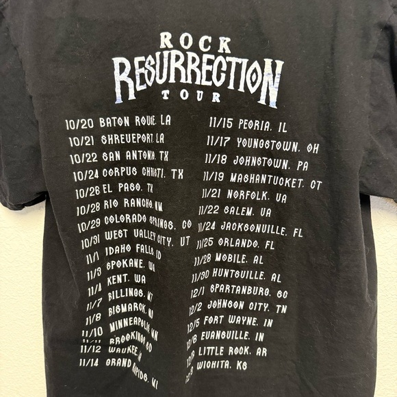 Skillet + Theory of a Deadman Rock Resurrection Tour tee - Picture 6 of 9